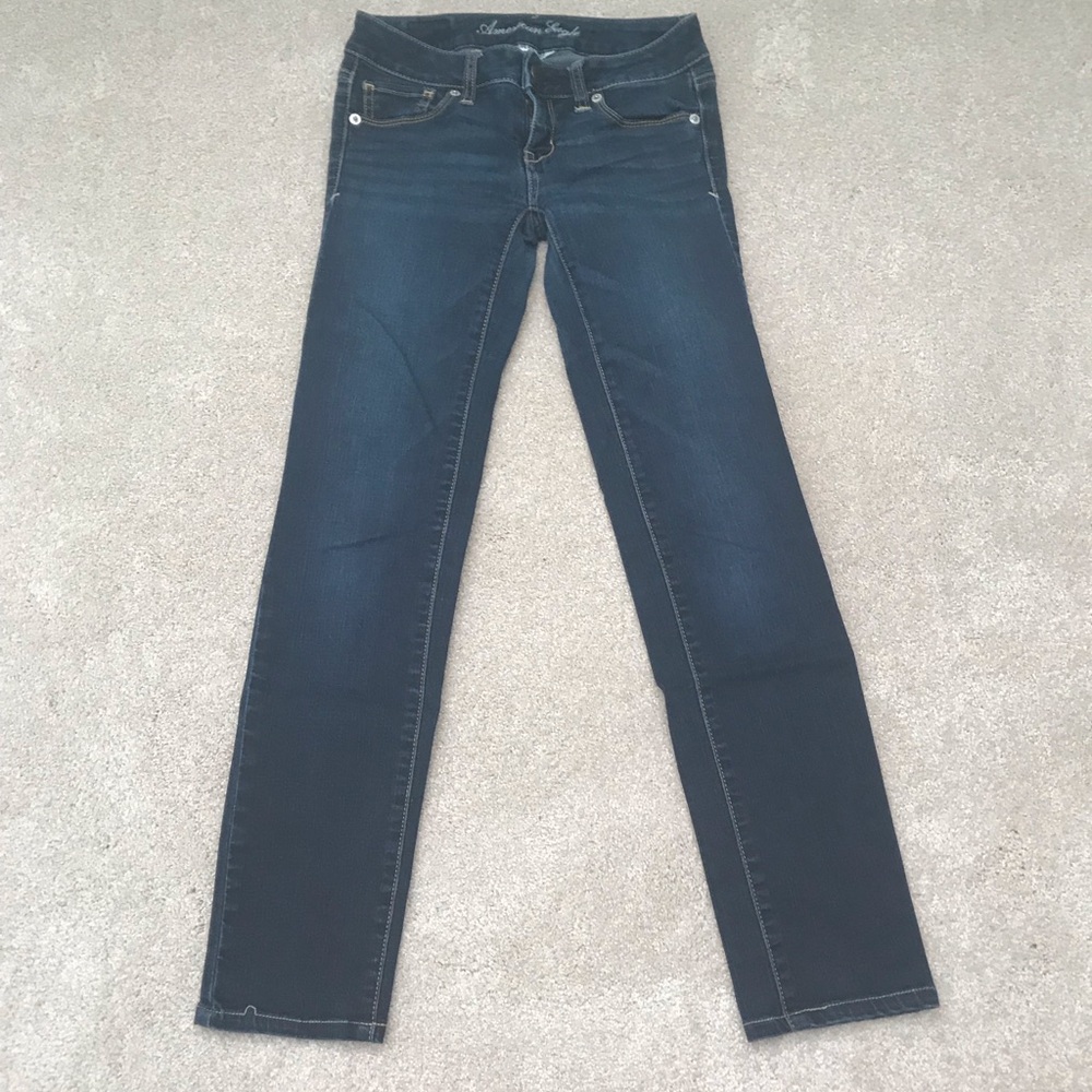 American Eagle blue jeans